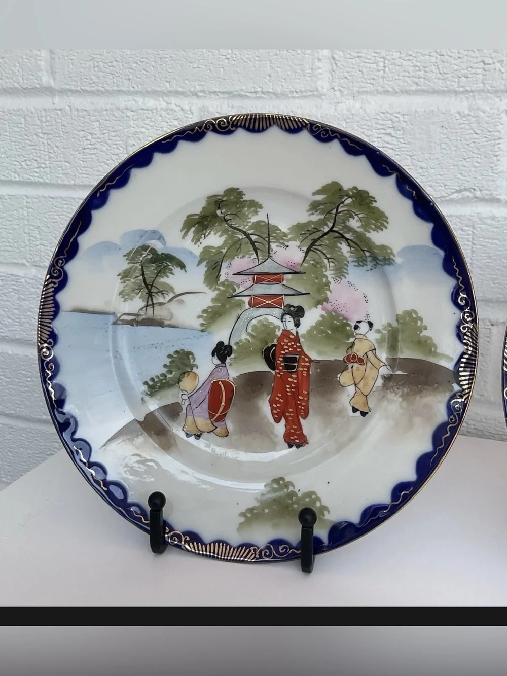 Pair Vintage Japan Hand Painted Geisha Plates Cobalt Blue Gold Gilt 8.25”